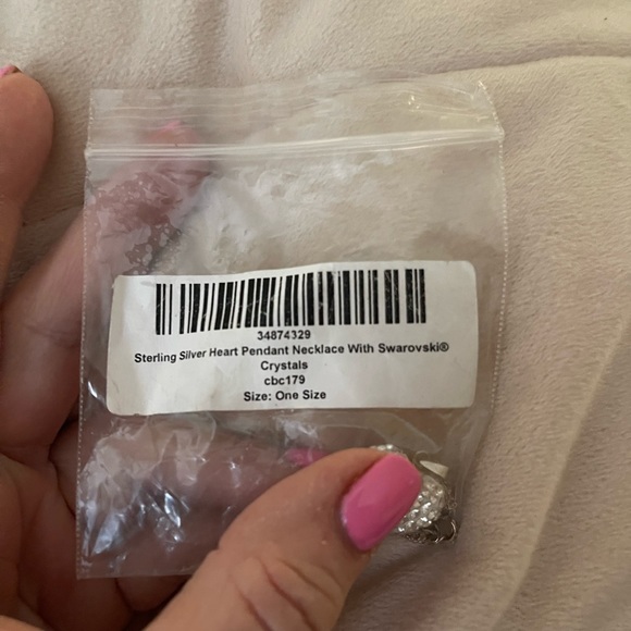 - Silver heart necklace with Swarovski crystals … - Picture 4 of 4